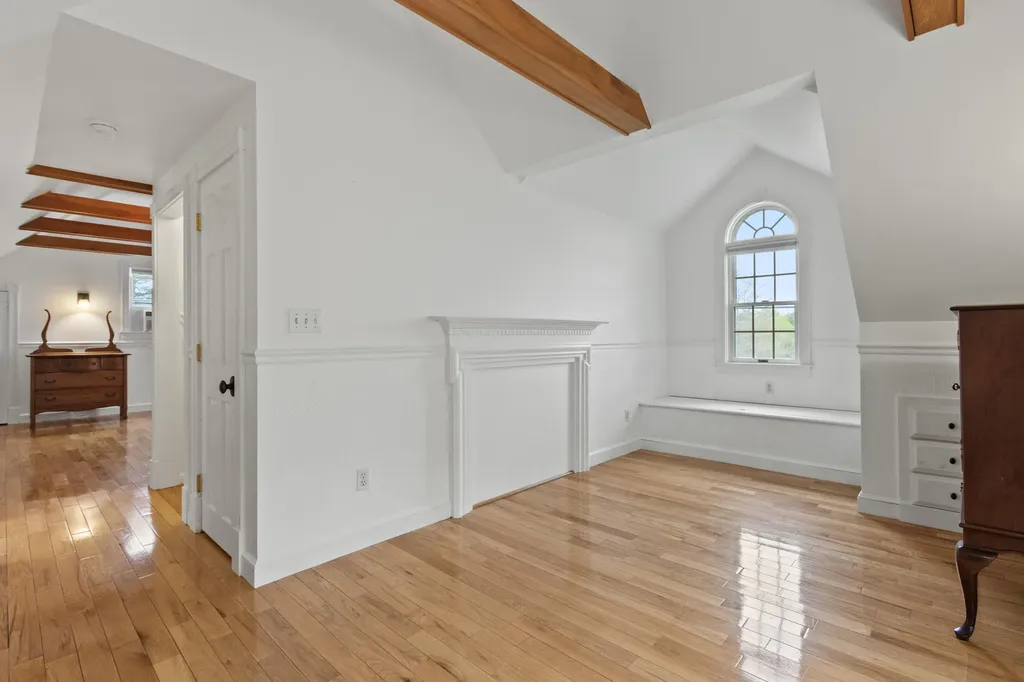 11 Sunset Avenue Lisbon ME 04252