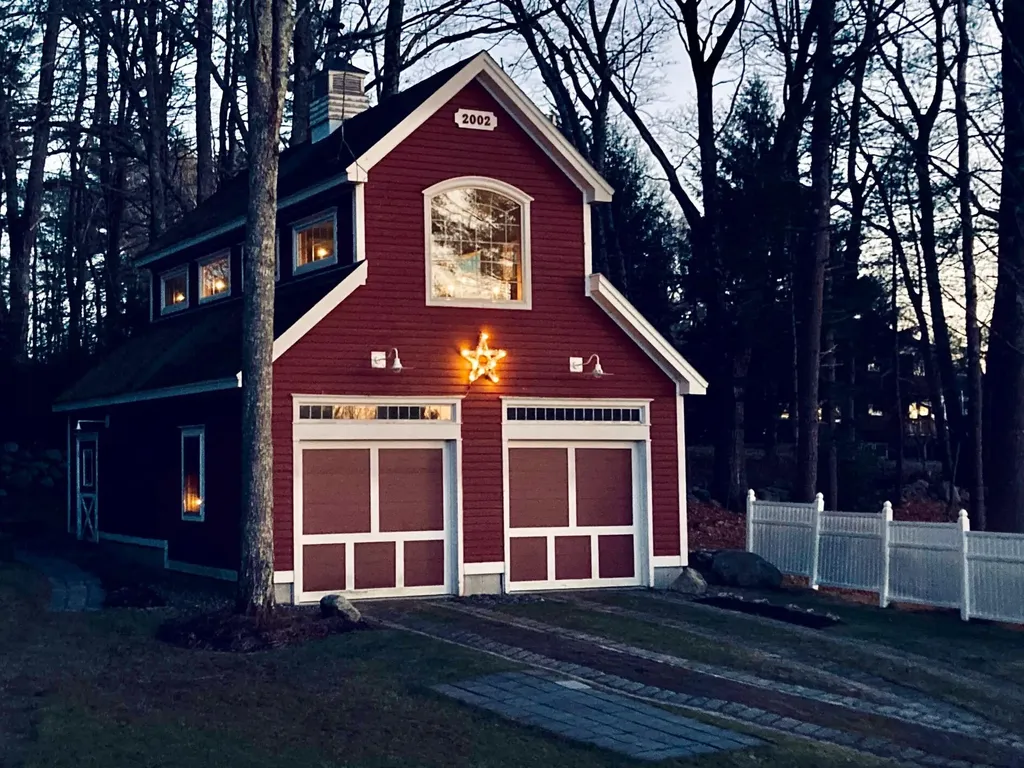11 Sunset Avenue Lisbon ME 04252