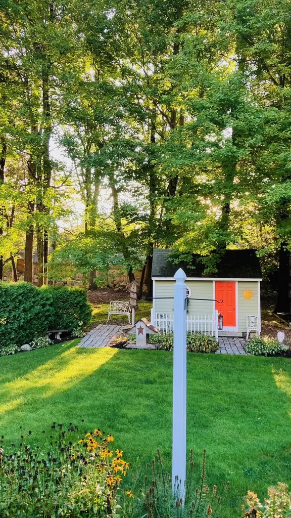 11 Sunset Avenue Lisbon ME 04252