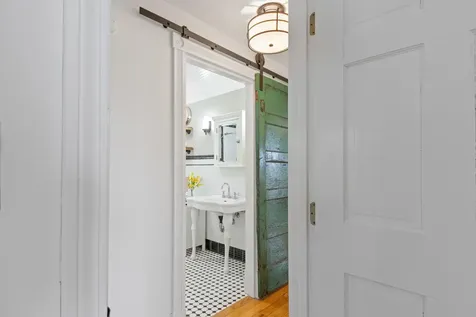11 Sunset Avenue Lisbon ME 04252