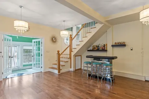 11 Sunset Avenue Lisbon ME 04252