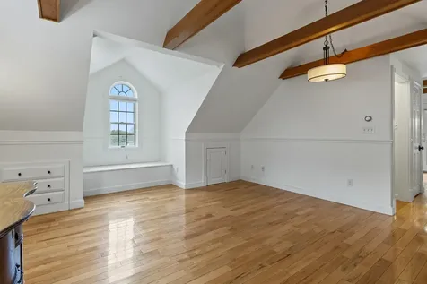11 Sunset Avenue Lisbon ME 04252