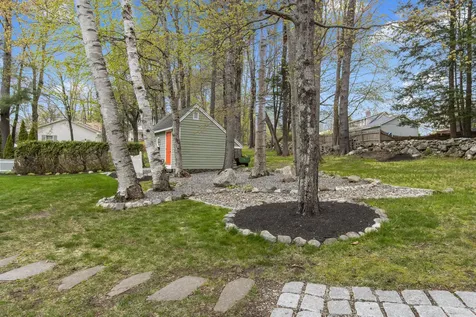 11 Sunset Avenue Lisbon ME 04252