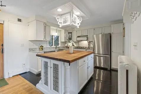 11 Sunset Avenue Lisbon ME 04252