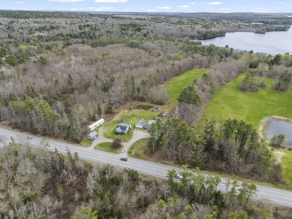 8 Us Highway 1 Nobleboro ME 04555