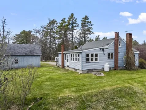 8 Us Highway 1 Nobleboro ME 04555