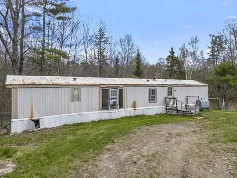 8 Us Highway 1 Nobleboro ME 04555