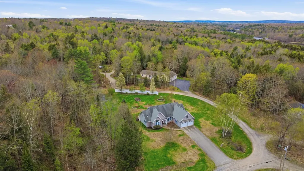 46 Longwood Drive Gardiner ME 04345