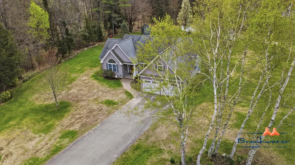 46 Longwood Drive Gardiner ME 04345