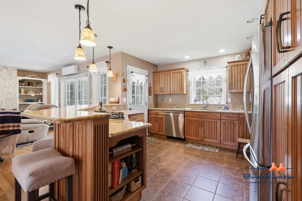 46 Longwood Drive Gardiner ME 04345