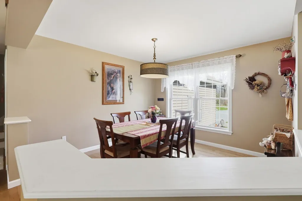 46 Longwood Drive Gardiner ME 04345