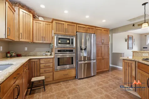46 Longwood Drive Gardiner ME 04345