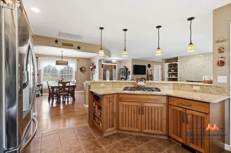 46 Longwood Drive Gardiner ME 04345