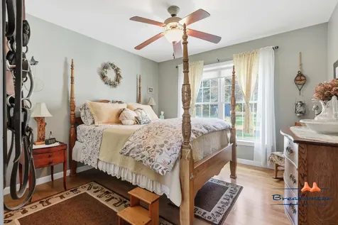 46 Longwood Drive Gardiner ME 04345