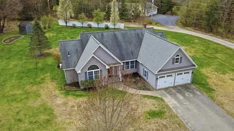 46 Longwood Drive Gardiner ME 04345