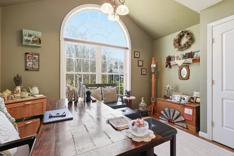 46 Longwood Drive Gardiner ME 04345