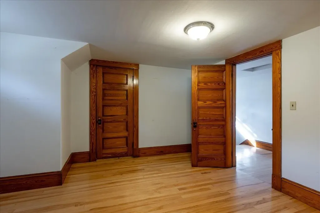 106 Washington Street Camden ME 04843