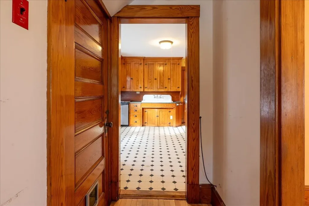 106 Washington Street Camden ME 04843