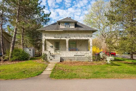106 Washington Street Camden ME 04843