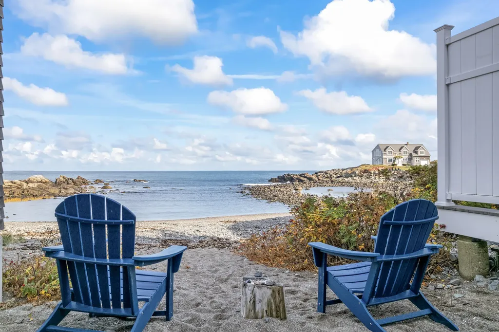 113115,117 Perkins Cove Road Ogunquit ME 03907