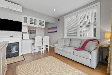 115 Perkins Cove Road Ogunquit ME 03907