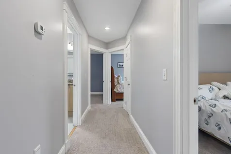 20 Ledgewood Drive Portland ME 04105