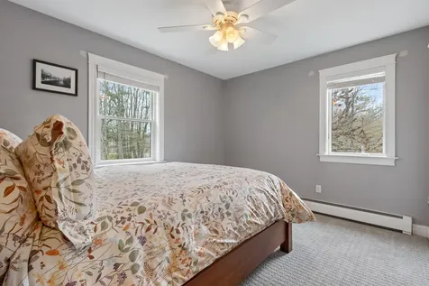 20 Ledgewood Drive Portland ME 04105