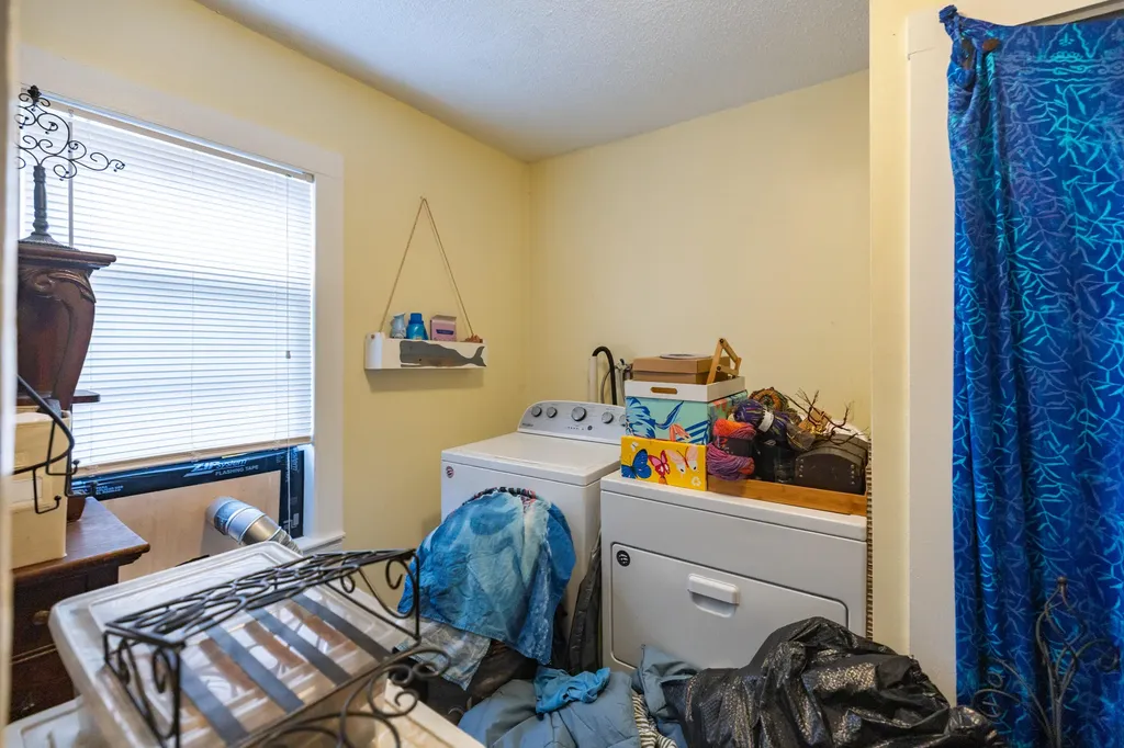19 Granite Street Auburn ME 04210