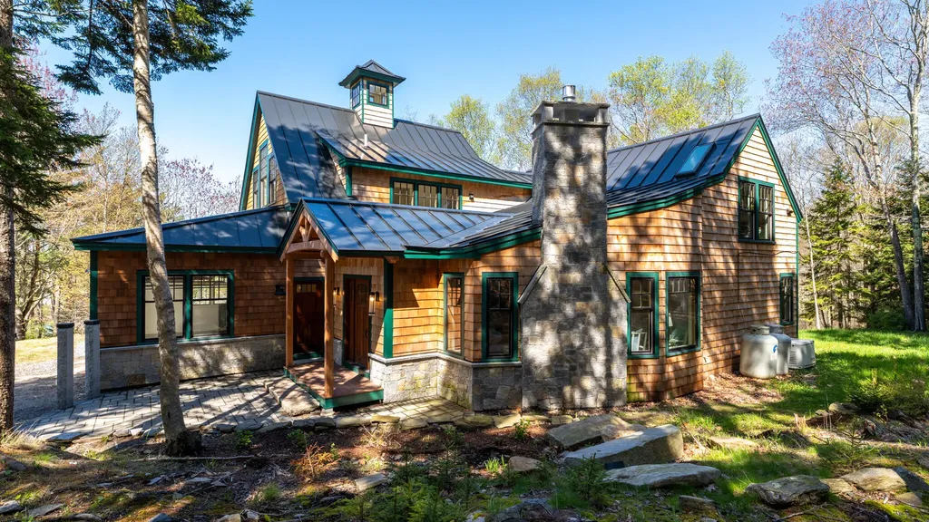 11 Tree Tops Lane Harpswell ME 04066