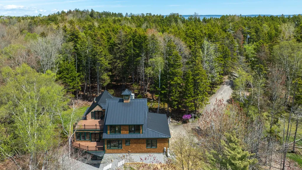 11 Tree Tops Lane Harpswell ME 04066