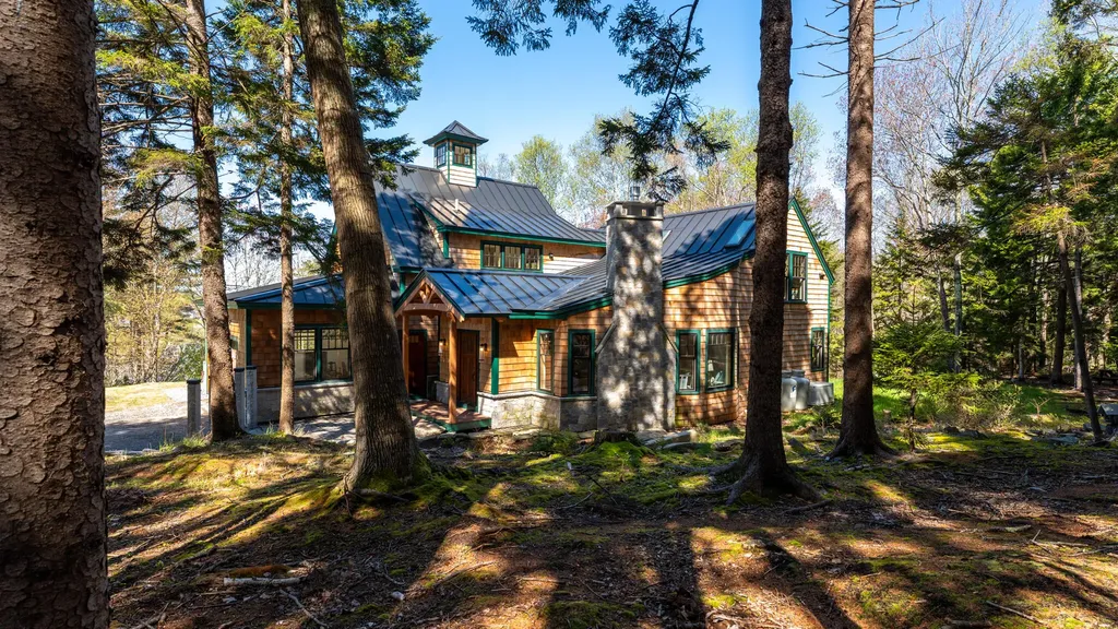 11 Tree Tops Lane Harpswell ME 04066