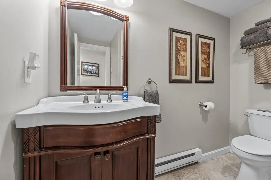 113 Perkins Cove Road Ogunquit ME 03907