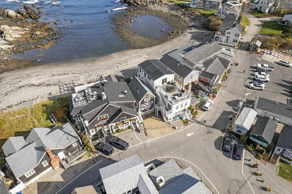 113 Perkins Cove Road Ogunquit ME 03907