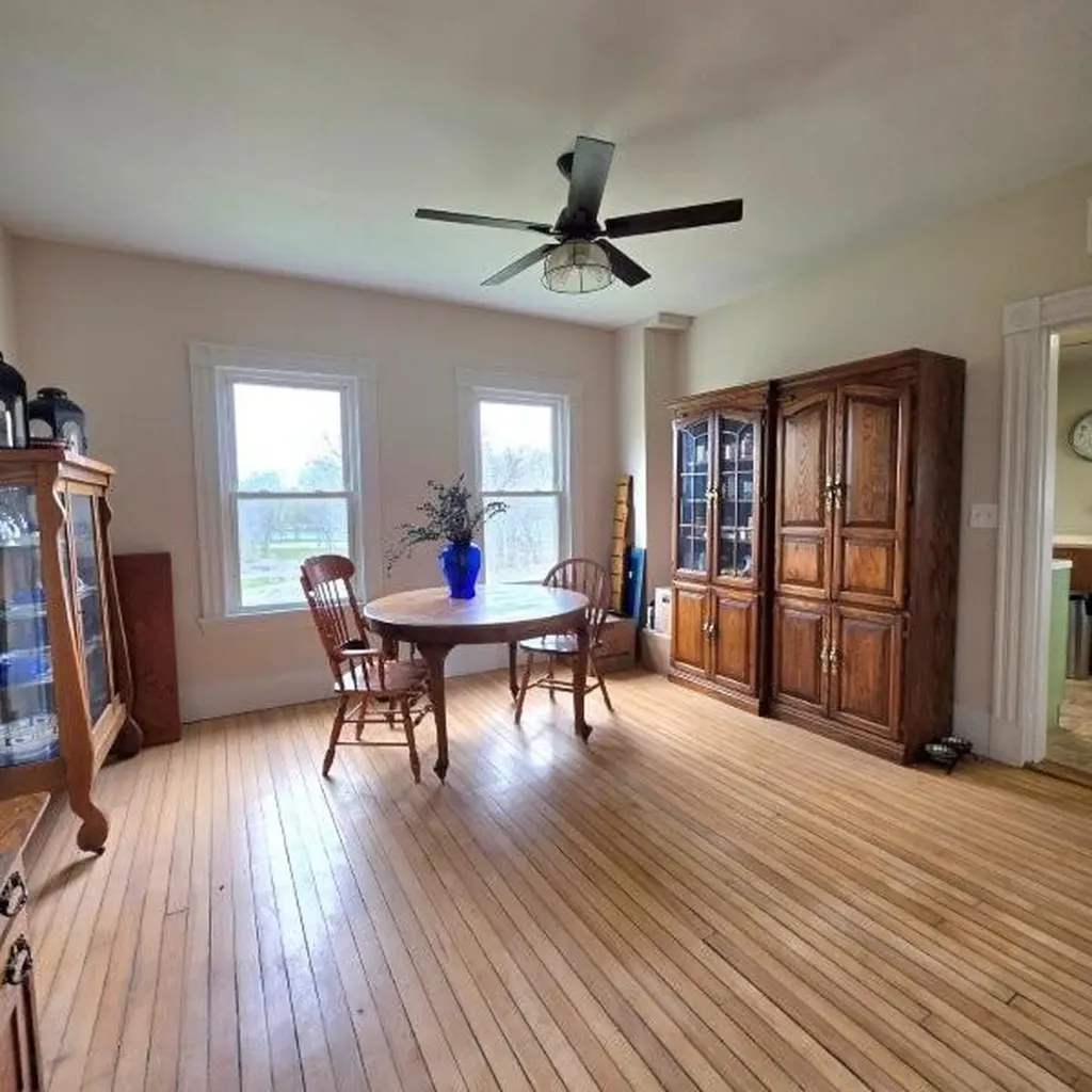 866 Main Street Lincoln ME 04457