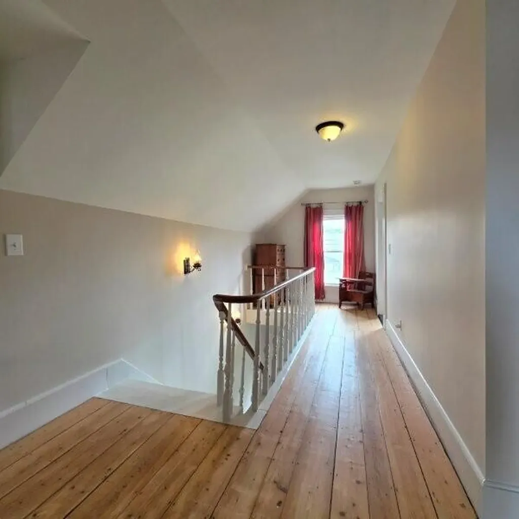 866 Main Street Lincoln ME 04457