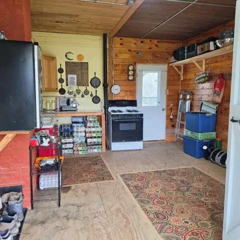 866 Main Street Lincoln ME 04457