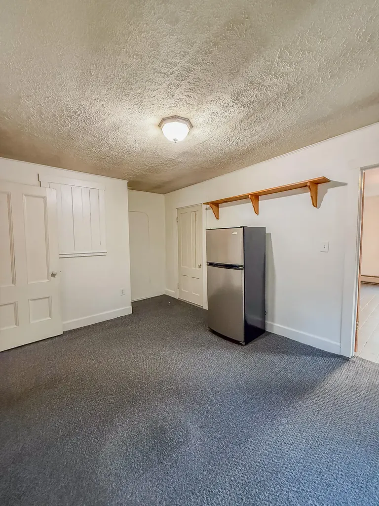 22 Bridge Street Milbridge ME 04658
