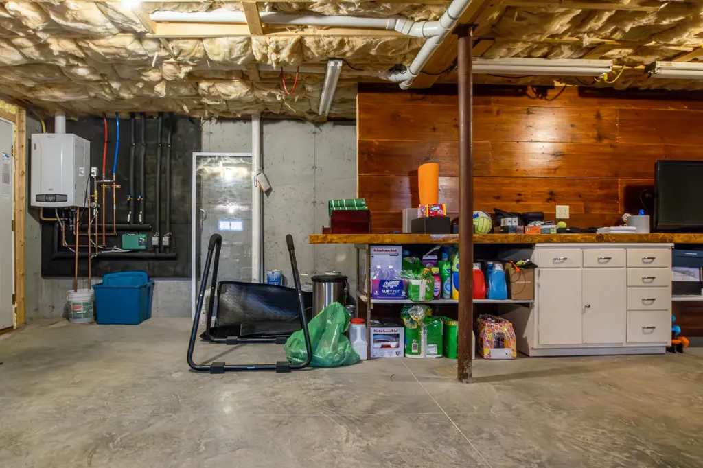 43 Kennard Street Westbrook ME 04092