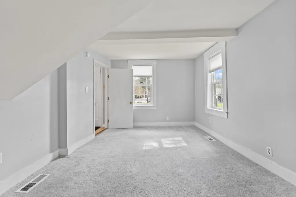 152 Mckeen Street Brunswick ME 04011