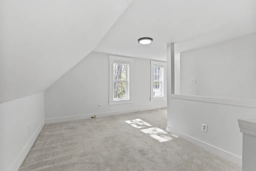 152 Mckeen Street Brunswick ME 04011
