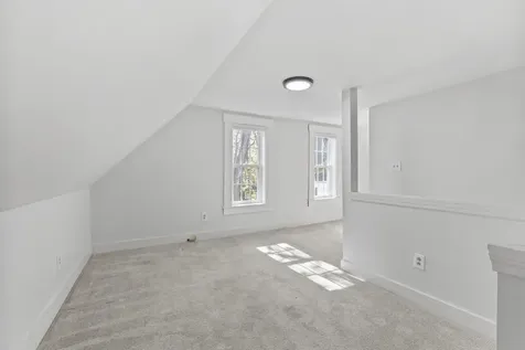 152 Mckeen Street Brunswick ME 04011