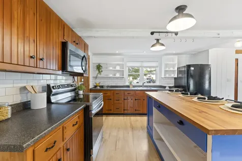 152 Mckeen Street Brunswick ME 04011