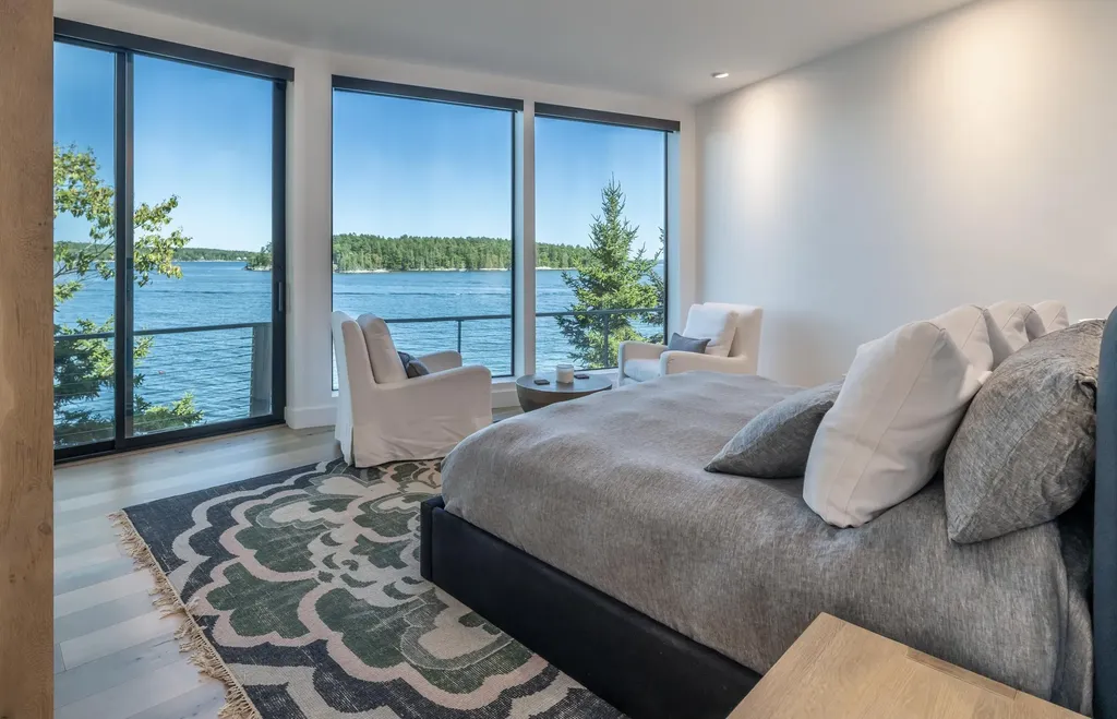 6 Harbor Ledge Lane Southport ME 04576