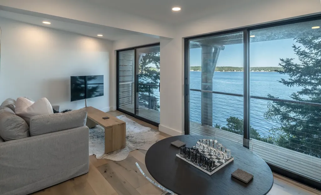 6 Harbor Ledge Lane Southport ME 04576