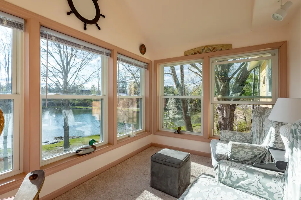 61 Bristol Road Damariscotta ME 04543