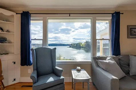 61 Bristol Road Damariscotta ME 04543