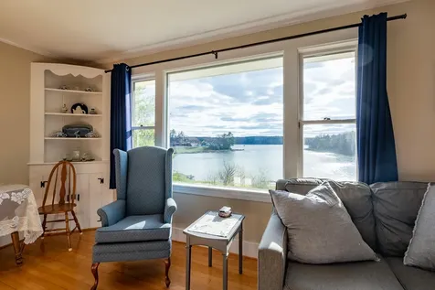 61 Bristol Road Damariscotta ME 04543