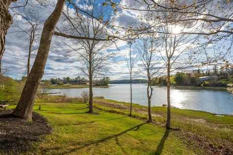 61 Bristol Road Damariscotta ME 04543
