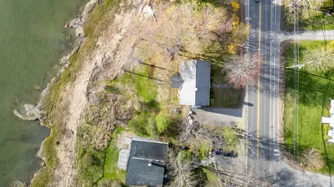 61 Bristol Road Damariscotta ME 04543