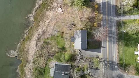 61 Bristol Road Damariscotta ME 04543